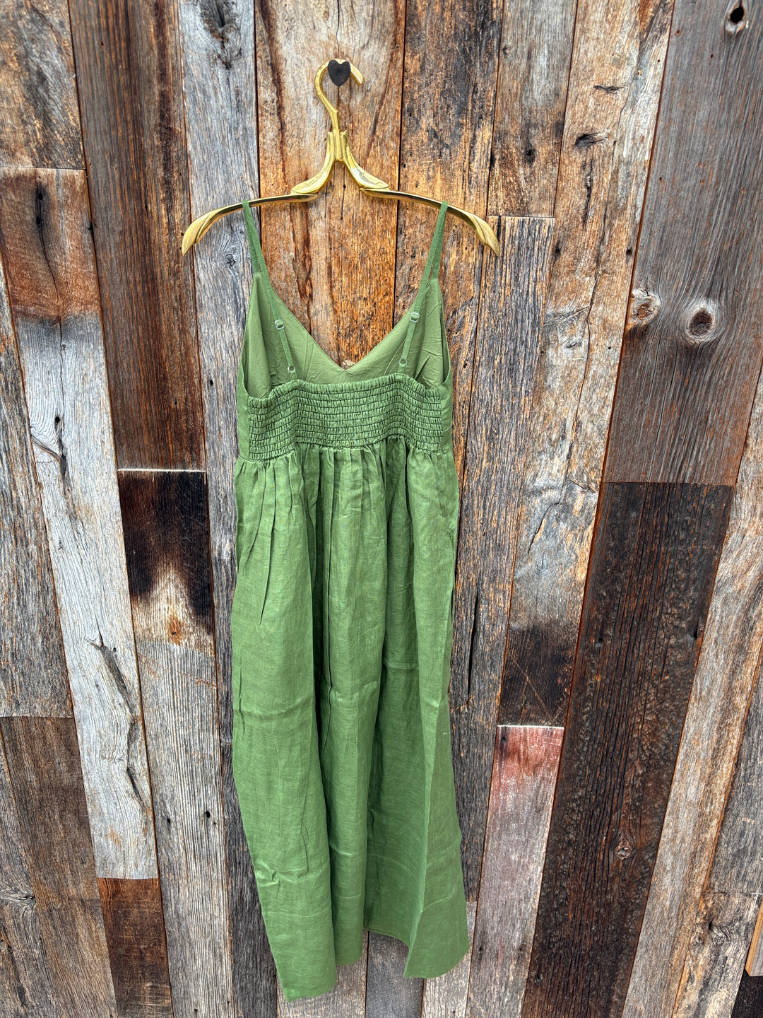 ...and for good Hamptons Linen Dress - Olive
