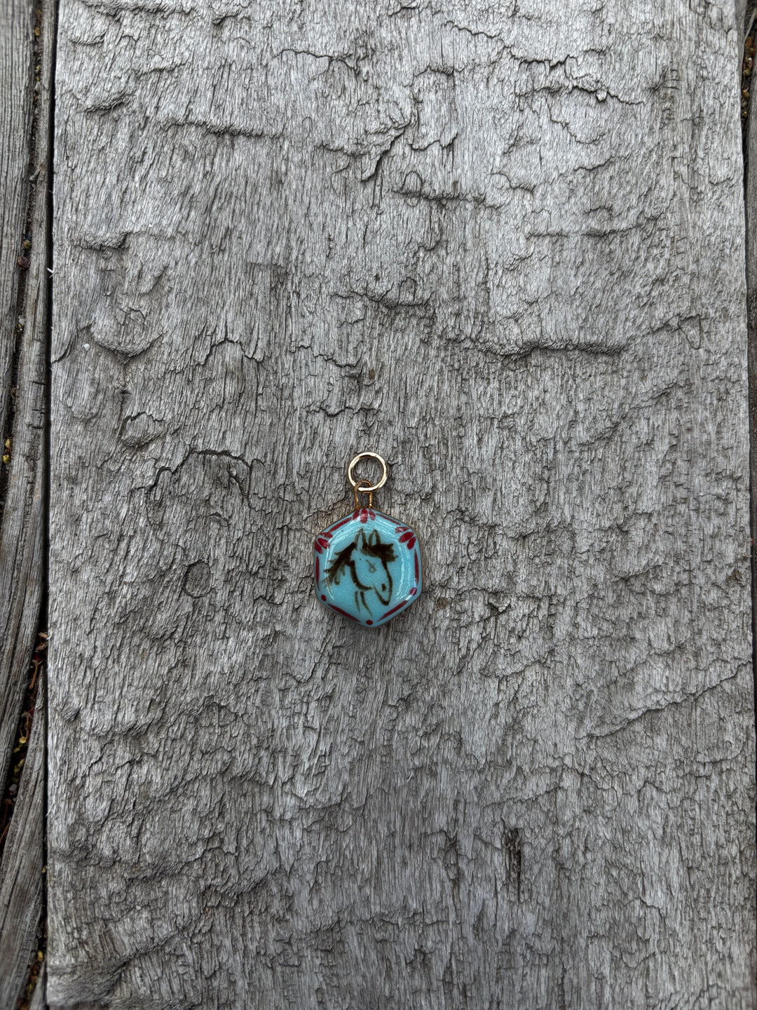 Shá Parlé Blue Horse Portriat Charm