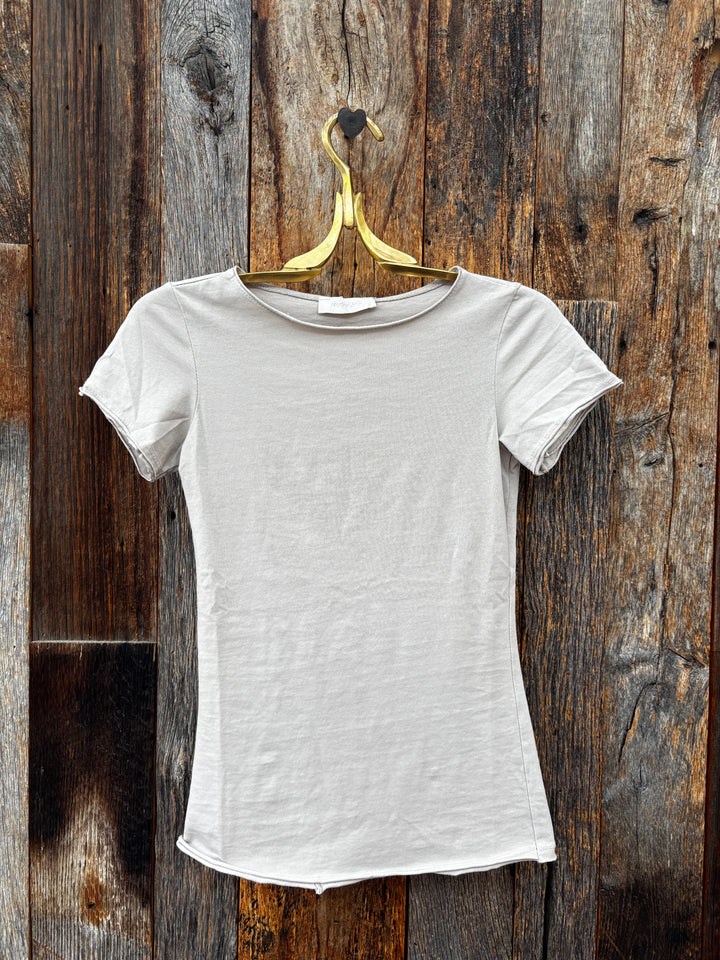 Milio Milano Solid Cotton Raw Edge Tee