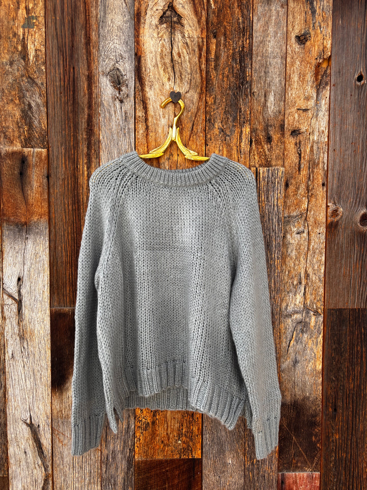 Wooden Ships Luke Raglan Crew Super Chunky - Oliviata