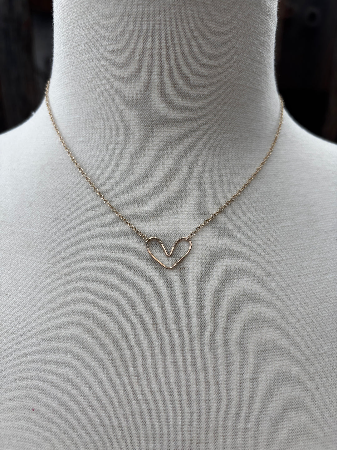Elizabeth Nicole GF Mini Heart and Chain N04 18