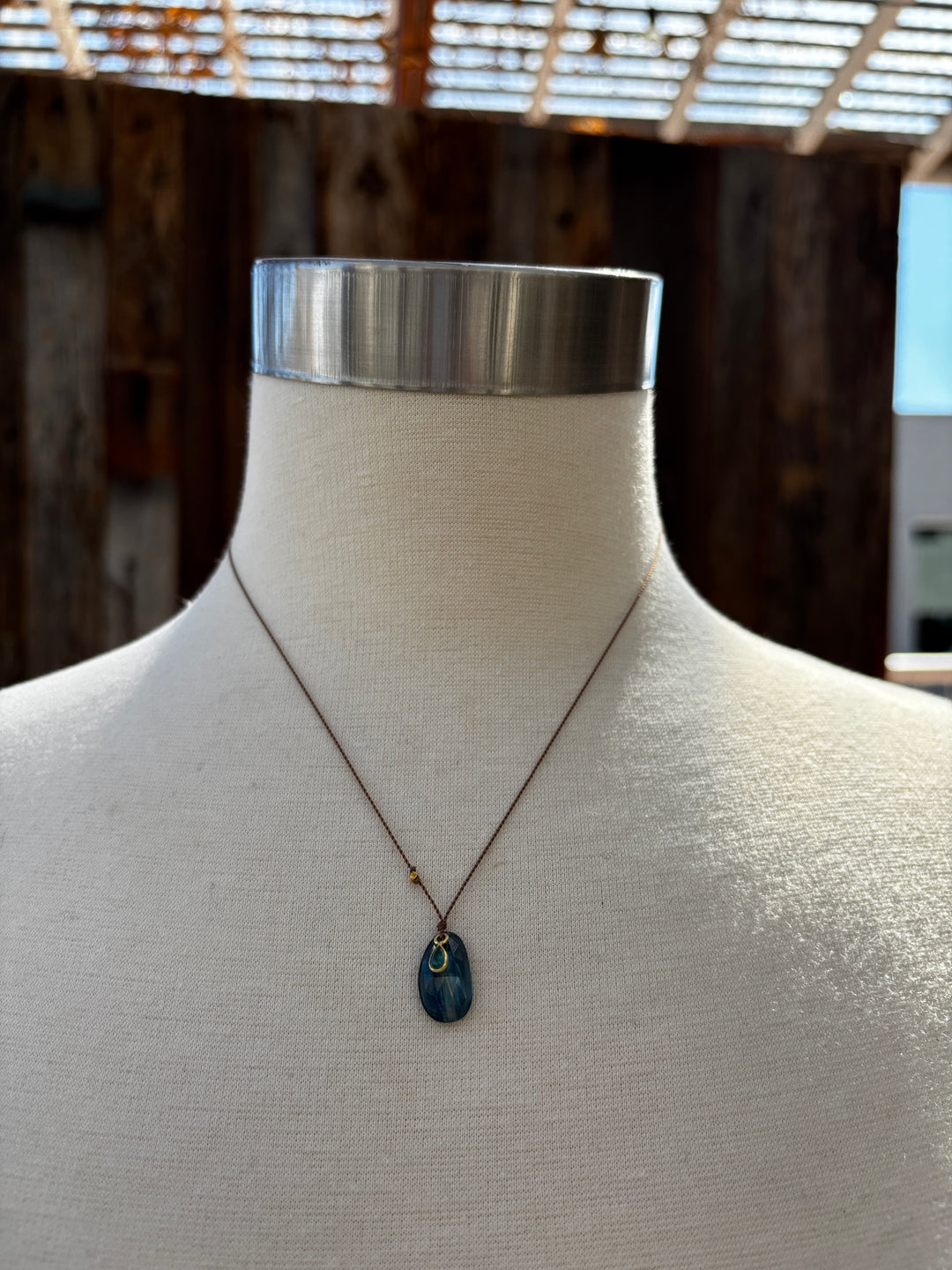 Margaret Solow Emerald/Kyanite Necklace 18k SP-KY/EM