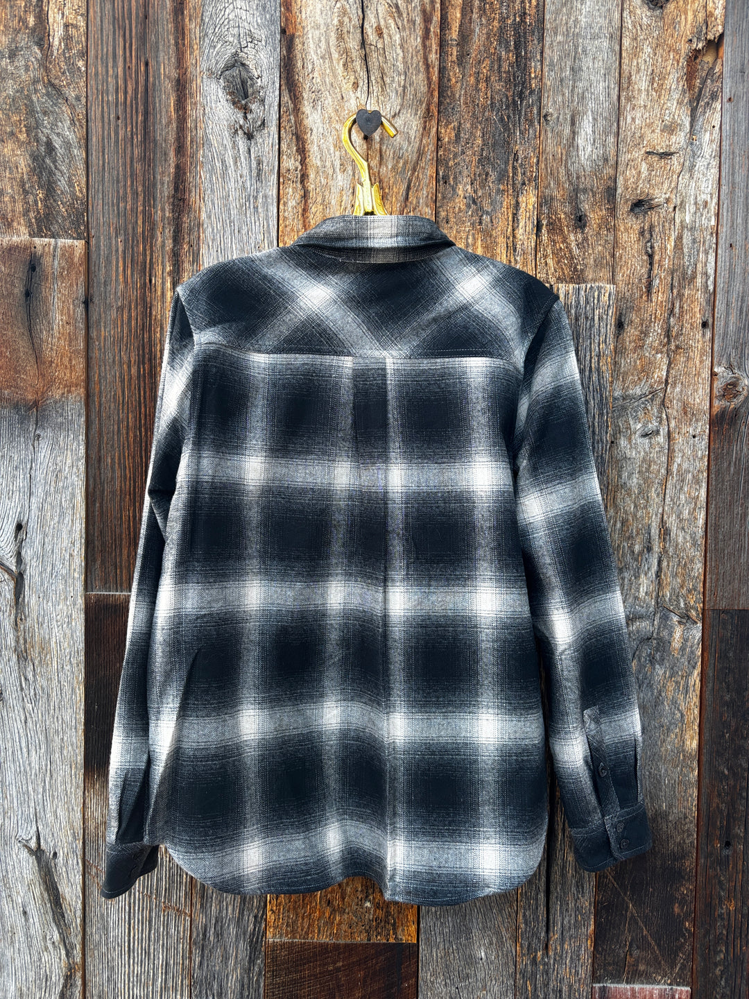 Dylan Carter Button-Up Black
