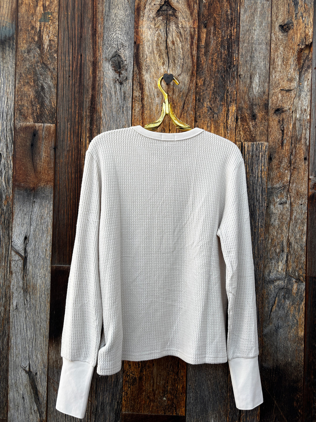 Dylan Skye Henley Natural