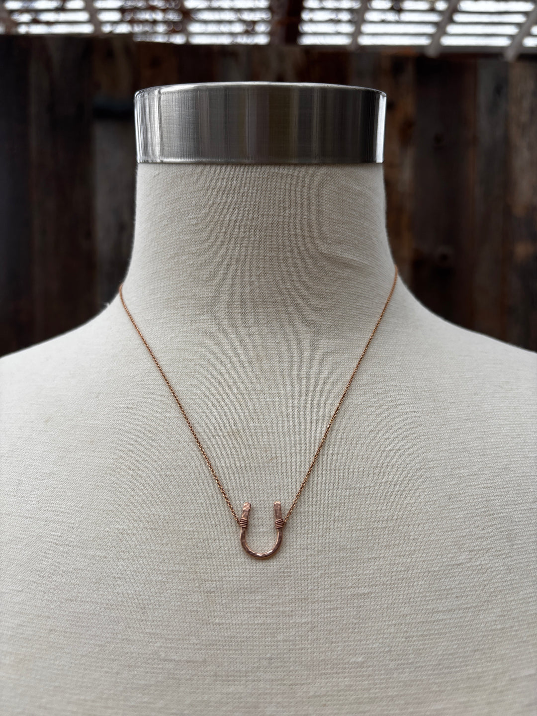 Sabina Lucky Horseshoe Necklace 17" Rose Gold