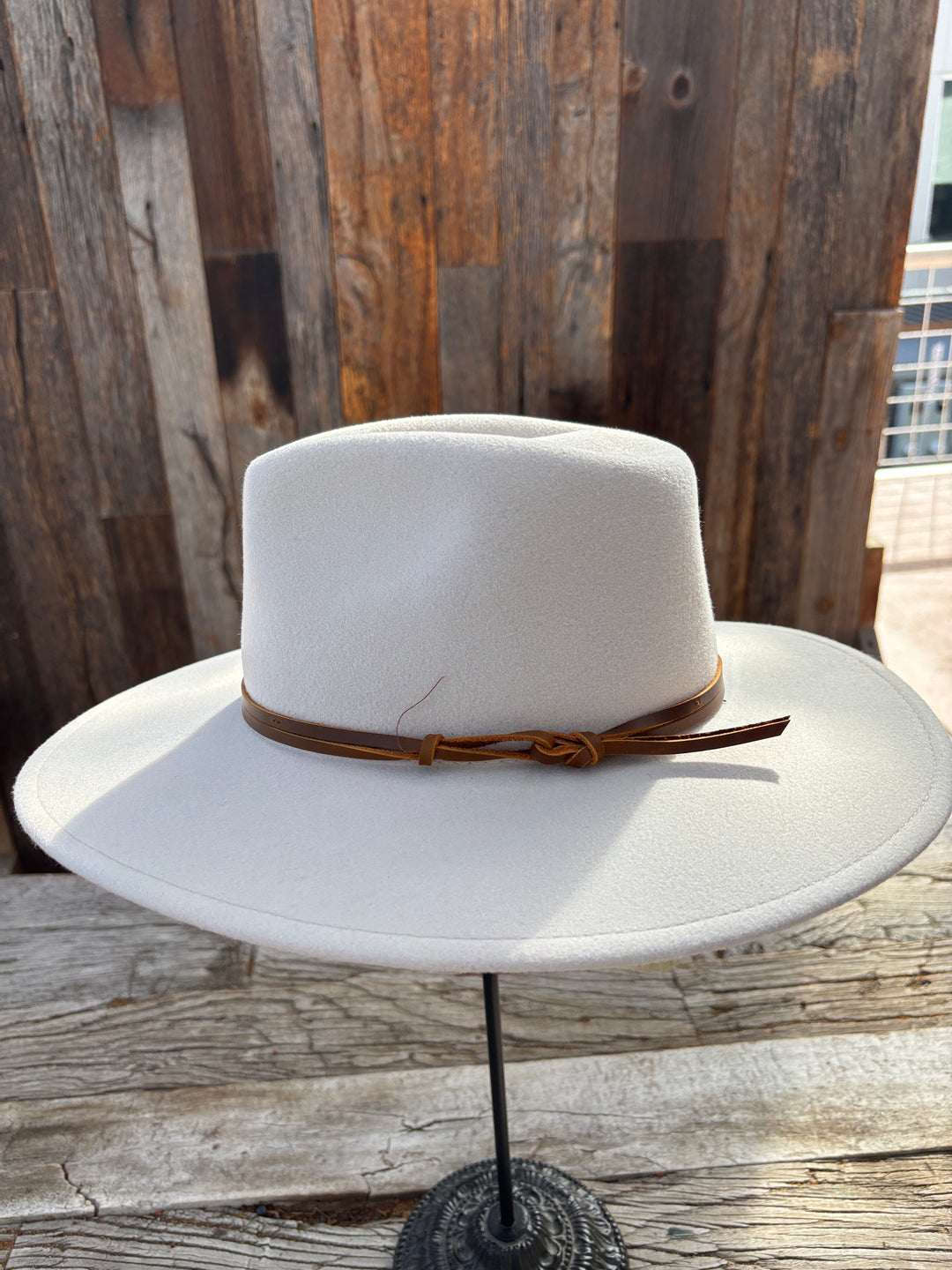 Wyeth Riley in Putty Hat