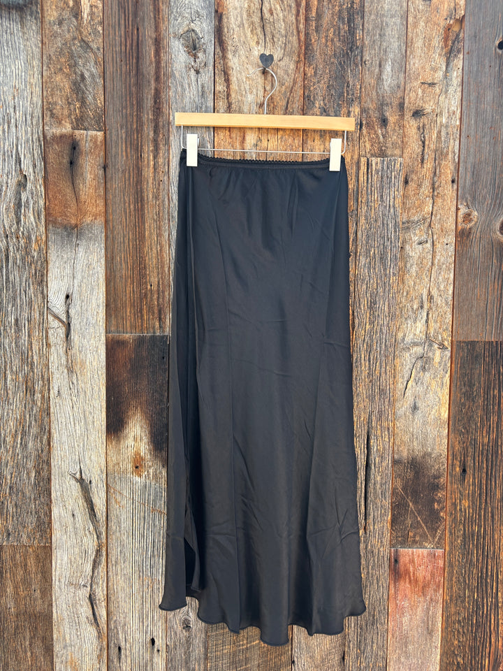 Milio Milano Silky/Viscose/Rayon Slip Skirt Black