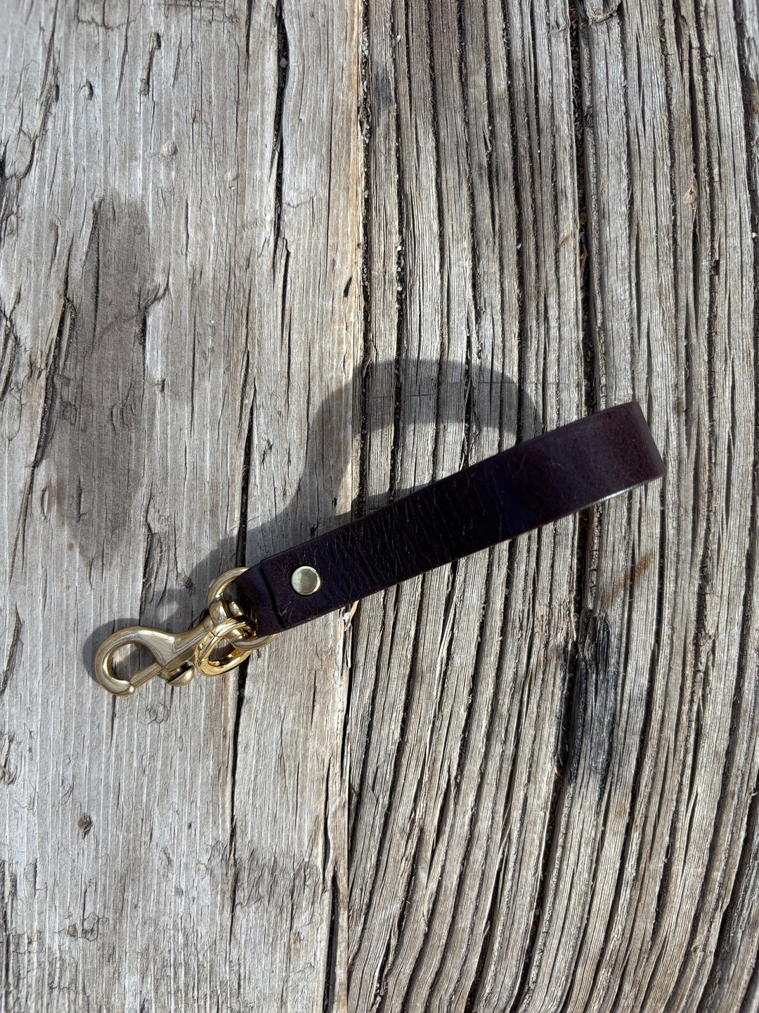 Shá Parlé Keychain- Dark Brown