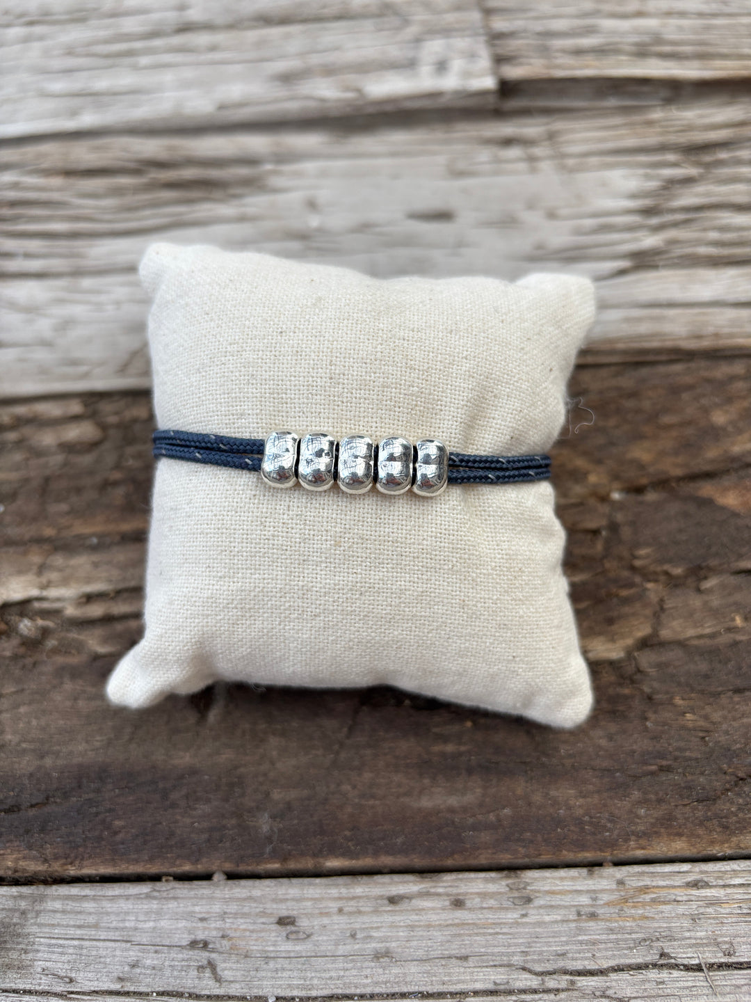 Chan Luu Abacus Bracelet Navy BS-6408