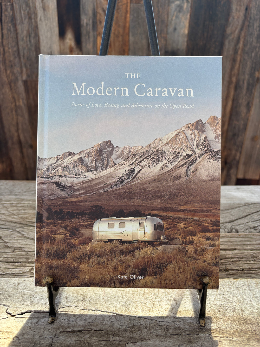 Chronicle Books The Modern Caravan