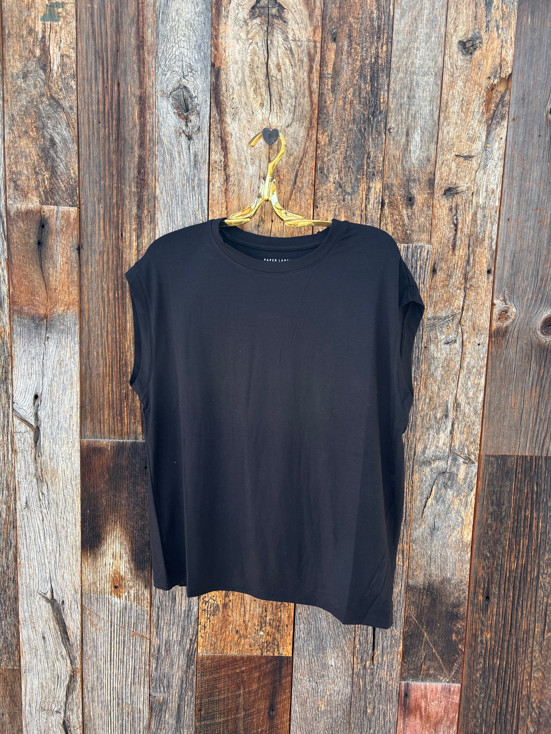 Paper Label Tilda Sleeveless Shirt- Black