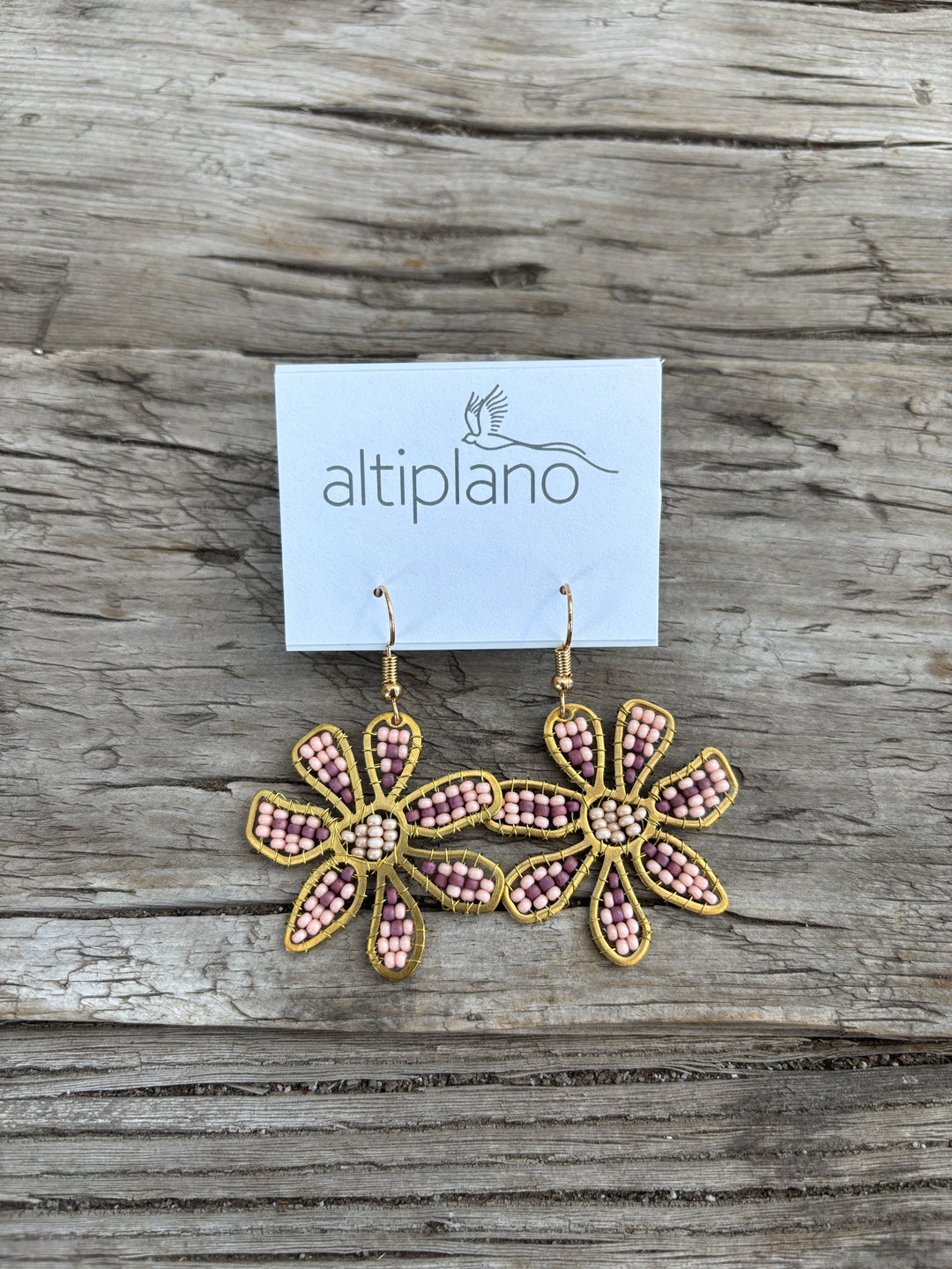 Altiplano Beaded Daisy Earrings Yellow