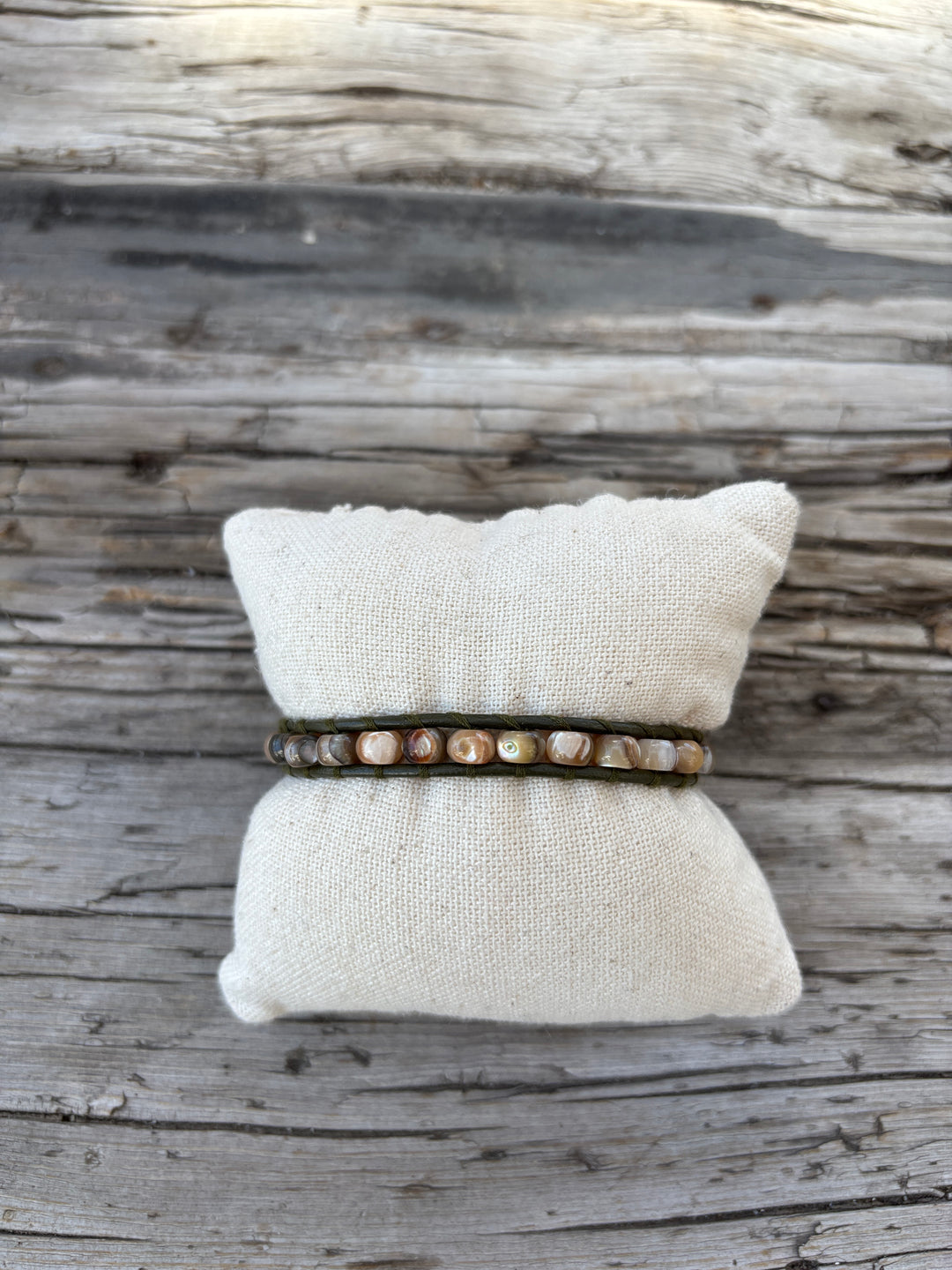 Chan Luu Cord Bracelet Abalone BG-6430