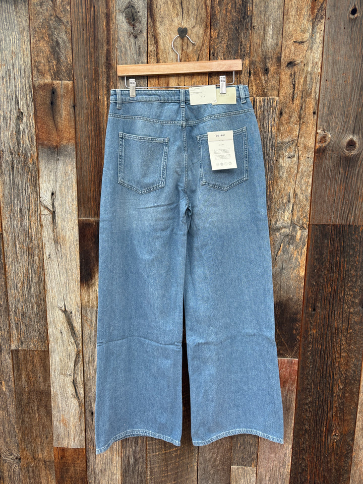 DL1961 Alex Baggy Wide Leg Riverbank