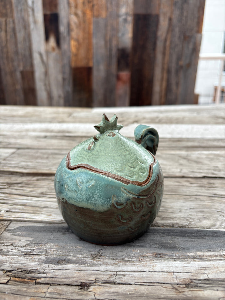 Knight Pottery Chicken