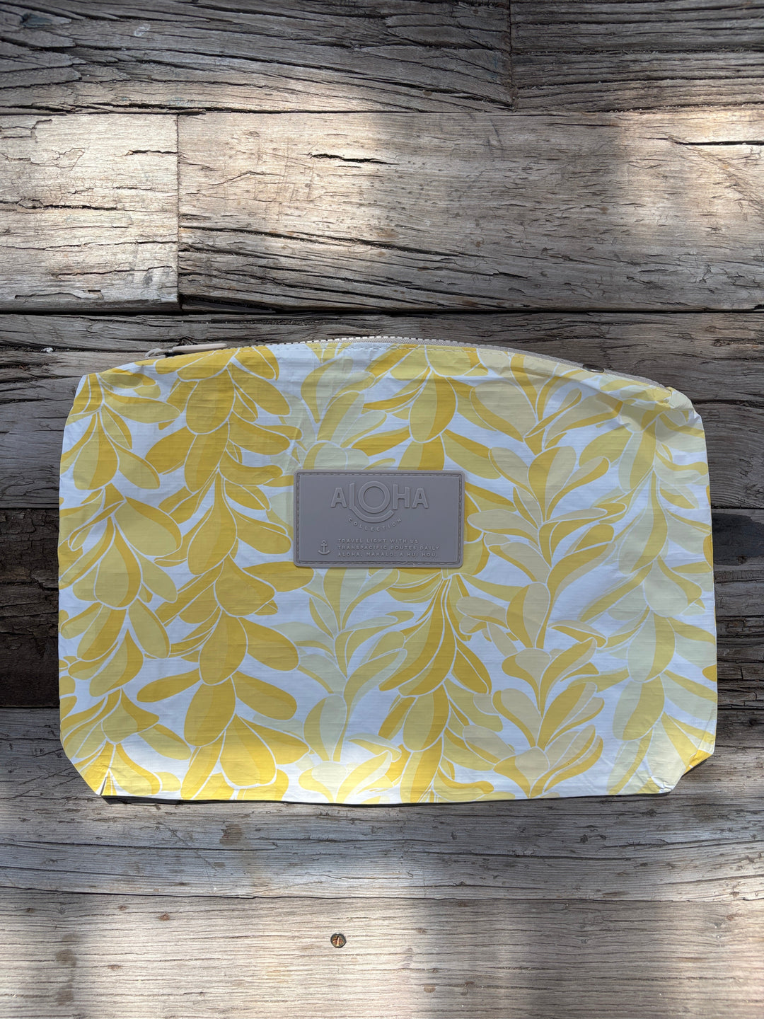 Aloha Collection Lei Stand Mid Yellows