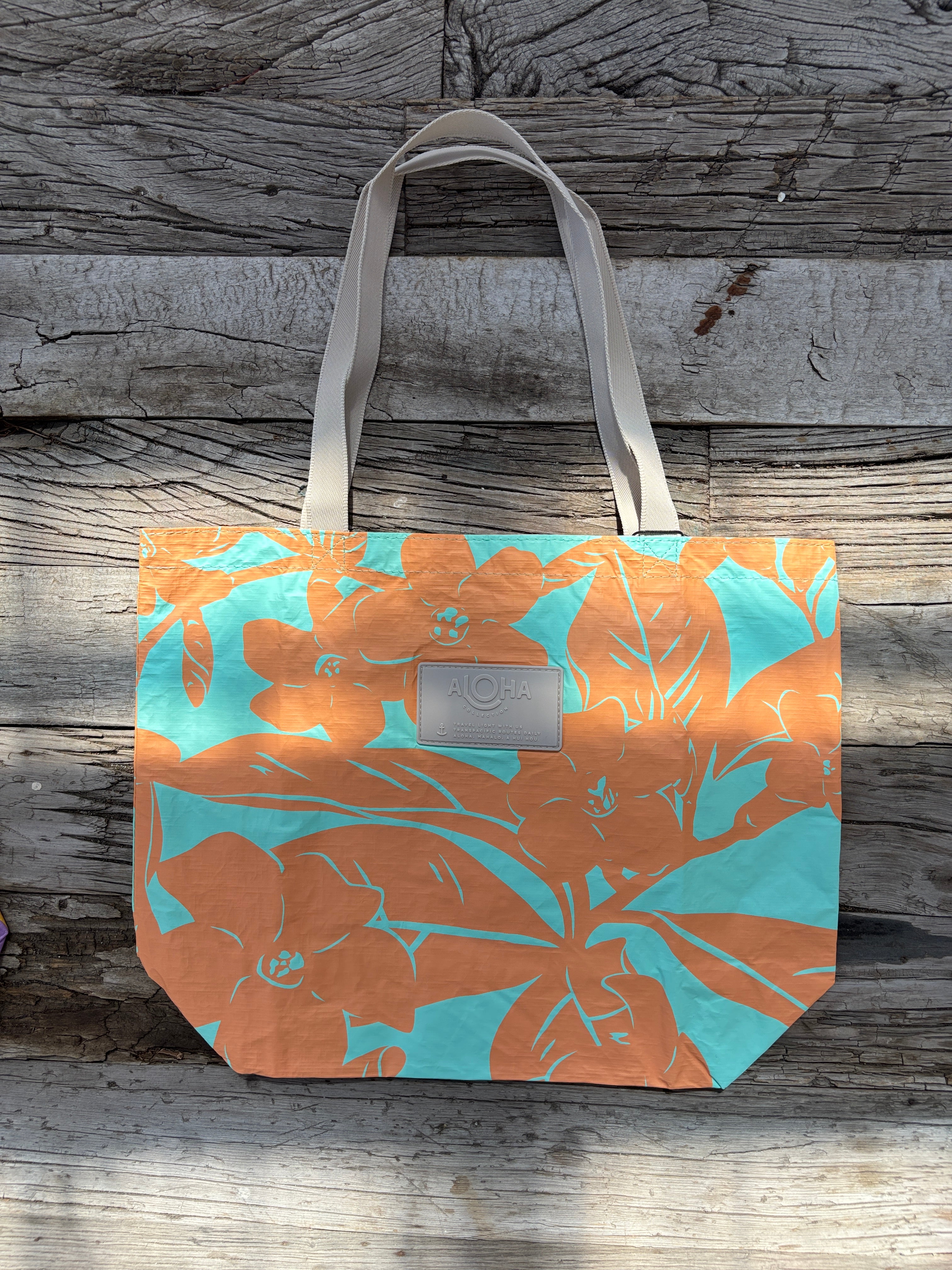 Aloha Collection Lei Garden Reversible Tote Splash – Island Farm