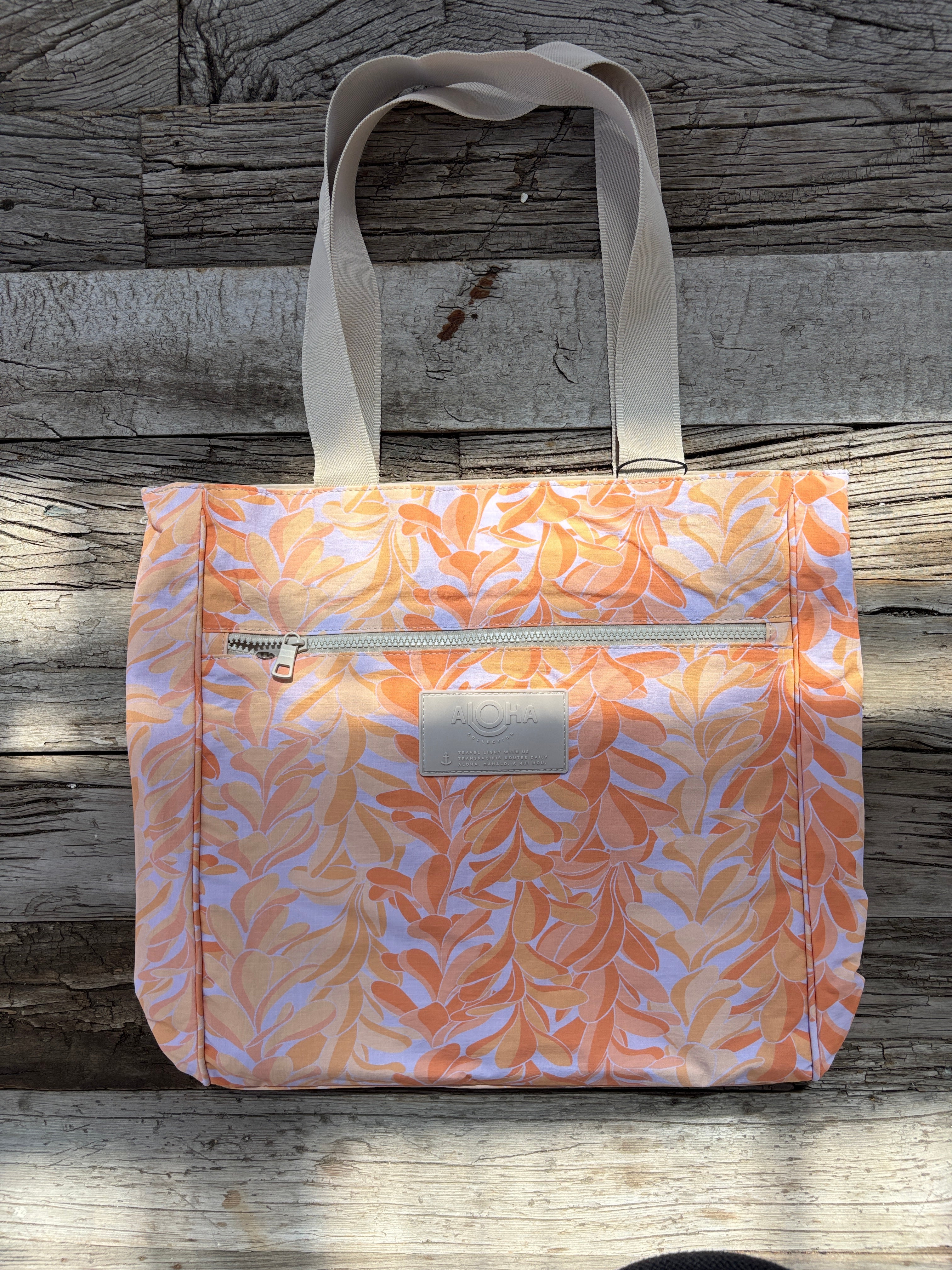 Aloha Collection Lei Stand Daily Tote Peachy – Island Farm