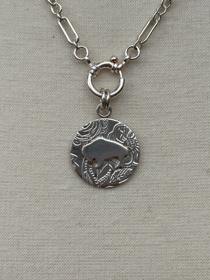 Ashton Circle Fiore Buffalo Necklace M