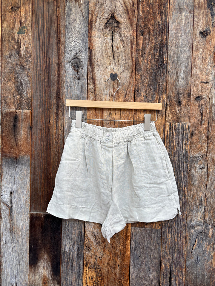 Milio Milano Button Detail Linen Shorts Beige