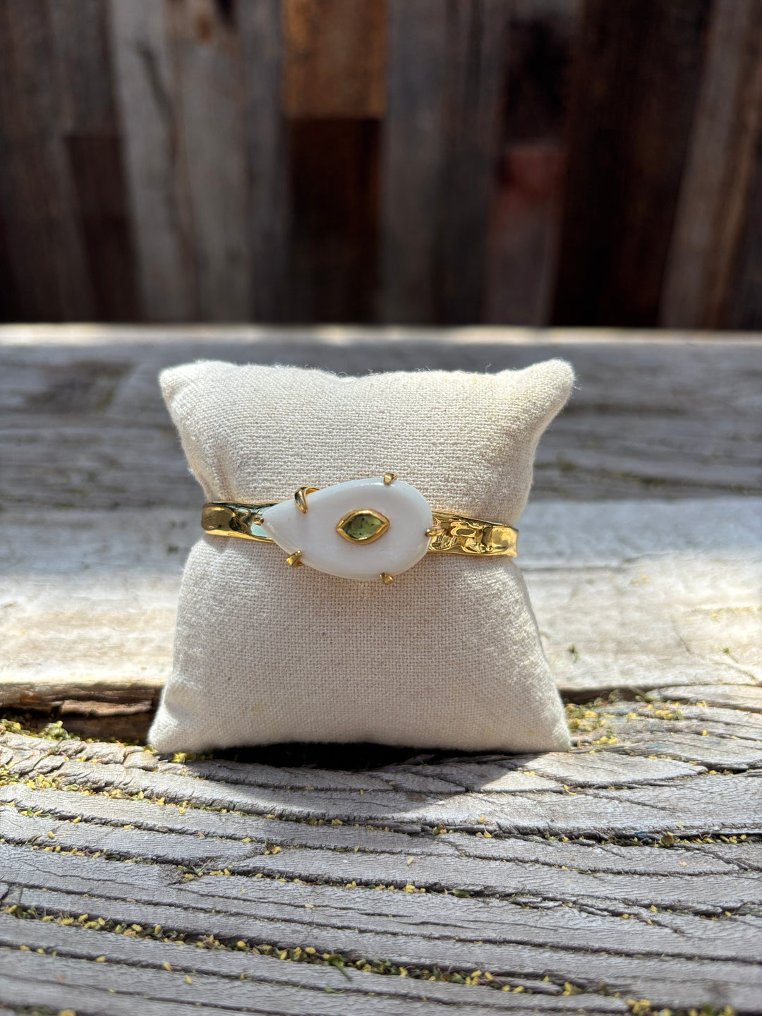 Chan Luu Peridot Bracelet BGZ-6440