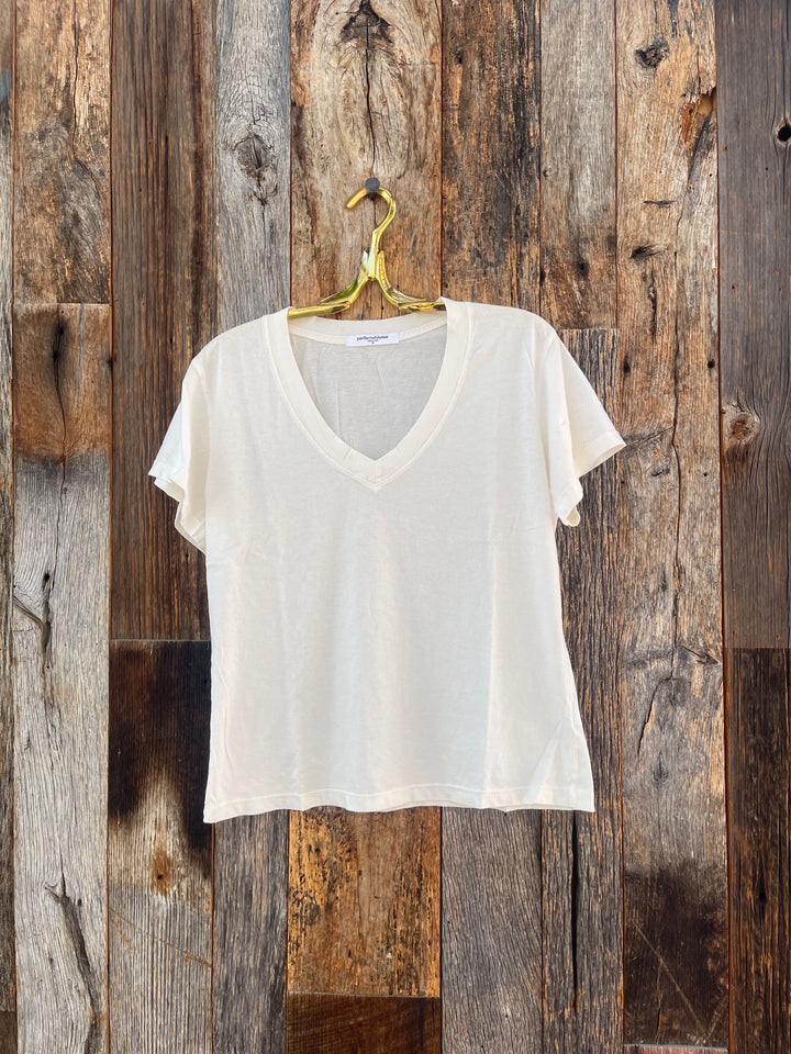 Perfect White Tee Hendrix S/S Boxy V-Neck Tee Bright Ivory