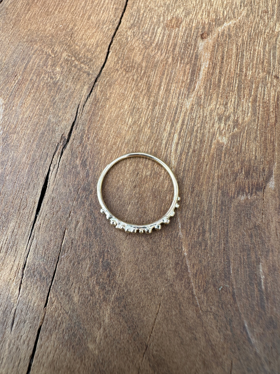 Robin M 14K Pebble Ring sz8