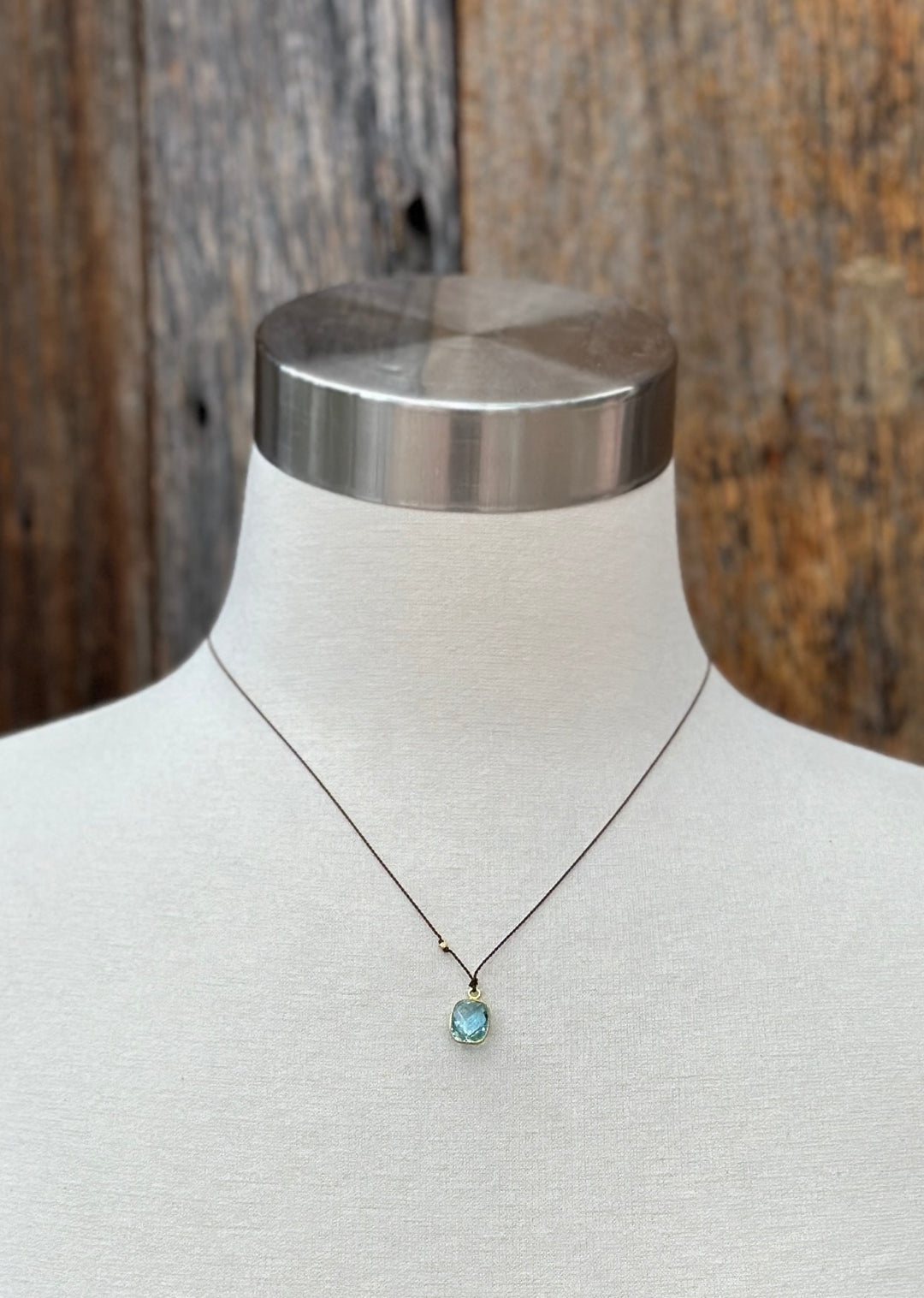 Margaret Solow Blue Topaz/18K LC-BT/W