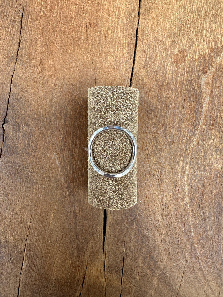 Elizabeth Nicole Full Circle Ring SS R06