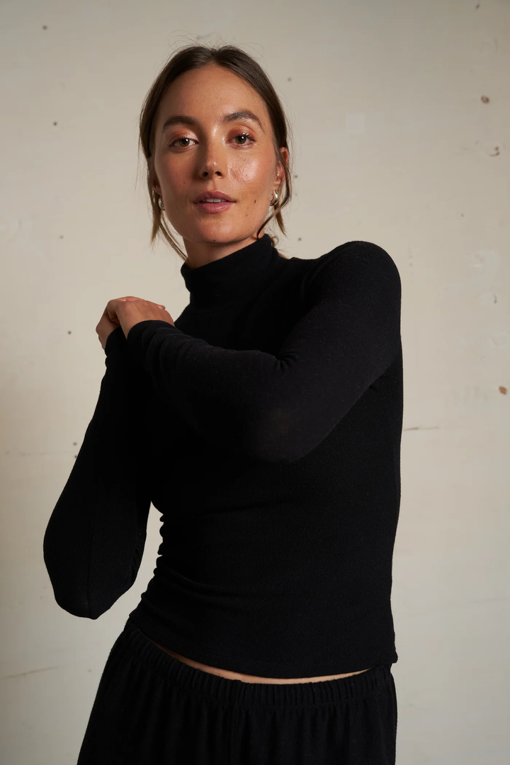 Perfect White Tee Dana Brushed Sweater Turtleneck