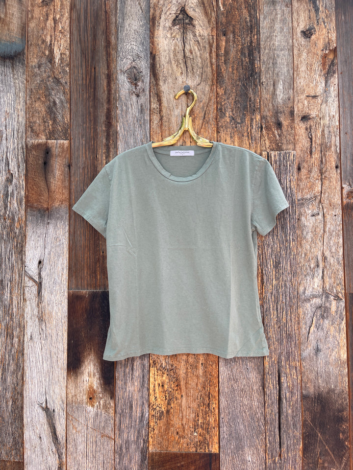 Perfect White Tee Harley S/S Boxy Crew Tee Aloe