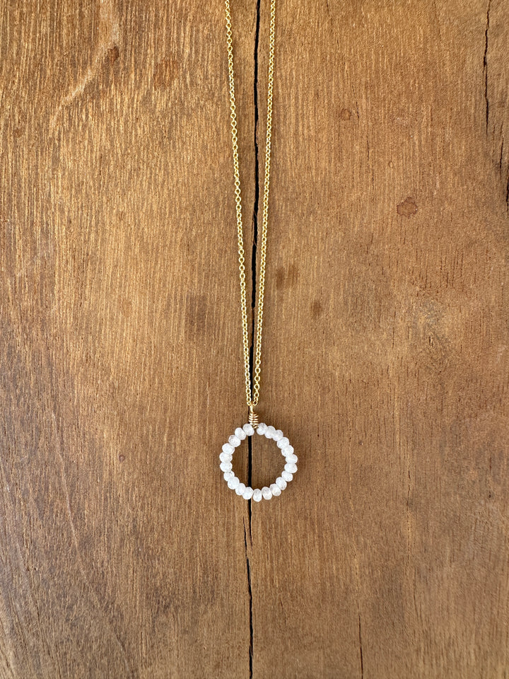 Elizabeth Nicole Moonstones Around GF Necklace N101