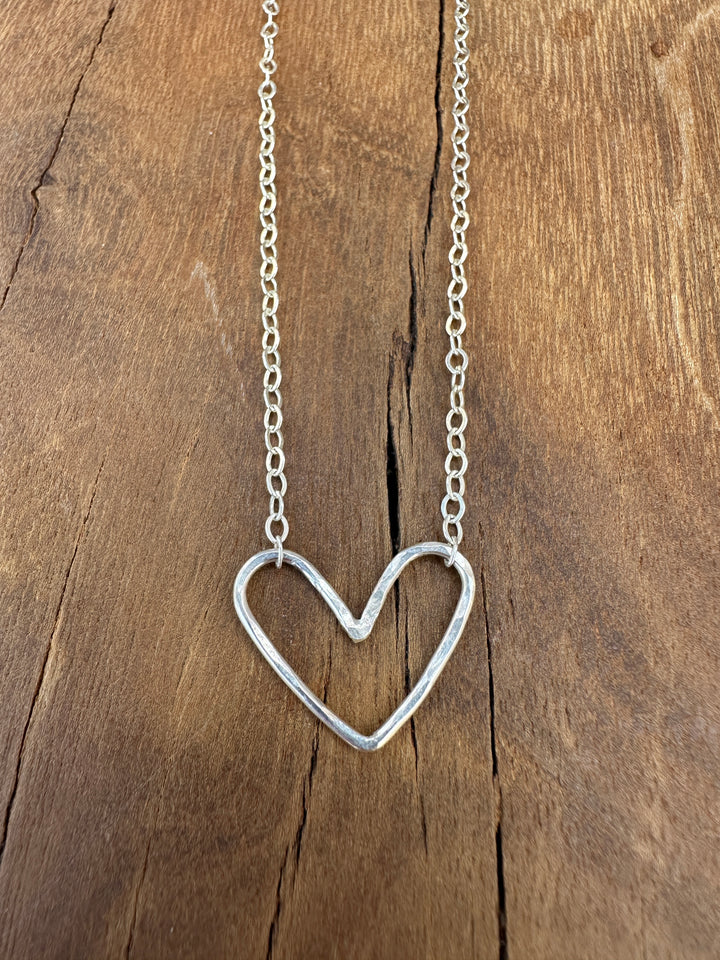 Elizabeth Nicole SS Heart/Chain N03B