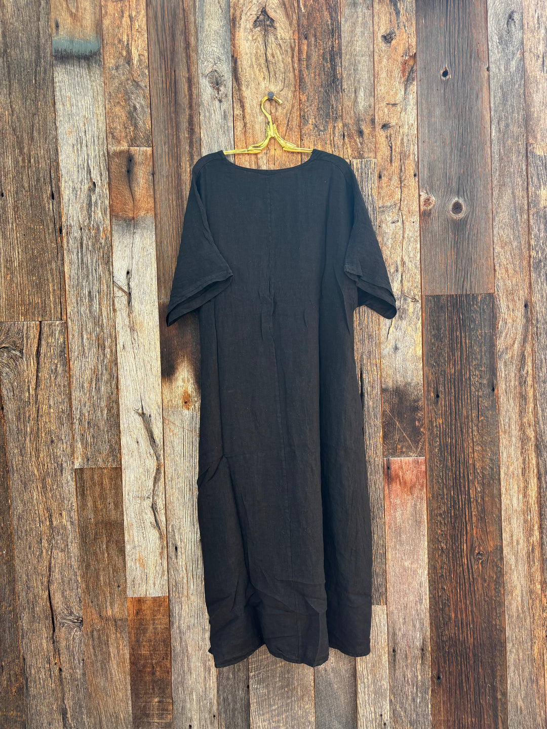 Milio Milano Solid Linen V-Neck Dolman Maxi Dress Black