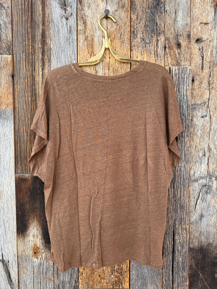 Milio Milano Linen V-Neck Tee Camel