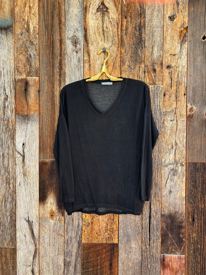 Milio Milano V-Neck Shoulder Drop LS Tee Black