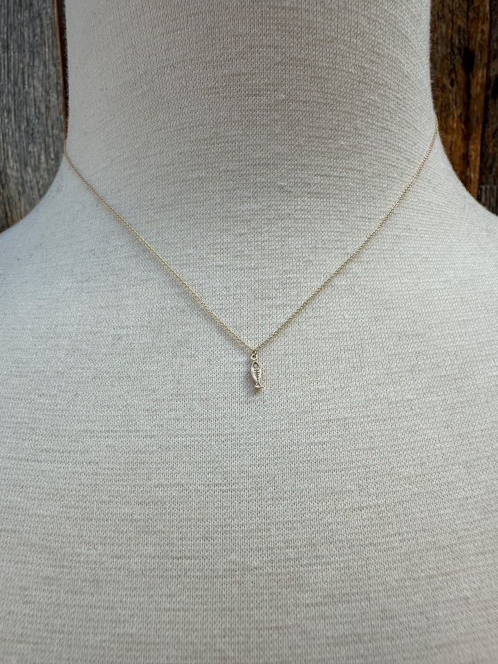 Chan Luu NGF14-14132 Fish 24K