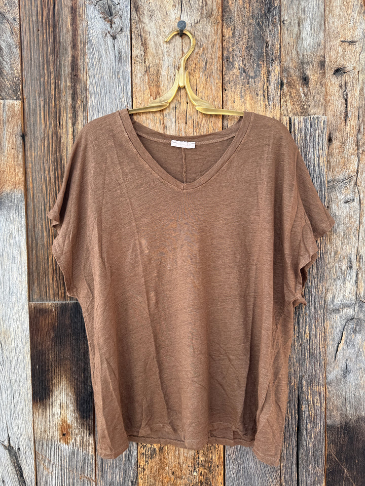Milio Milano Linen V-Neck Tee Camel