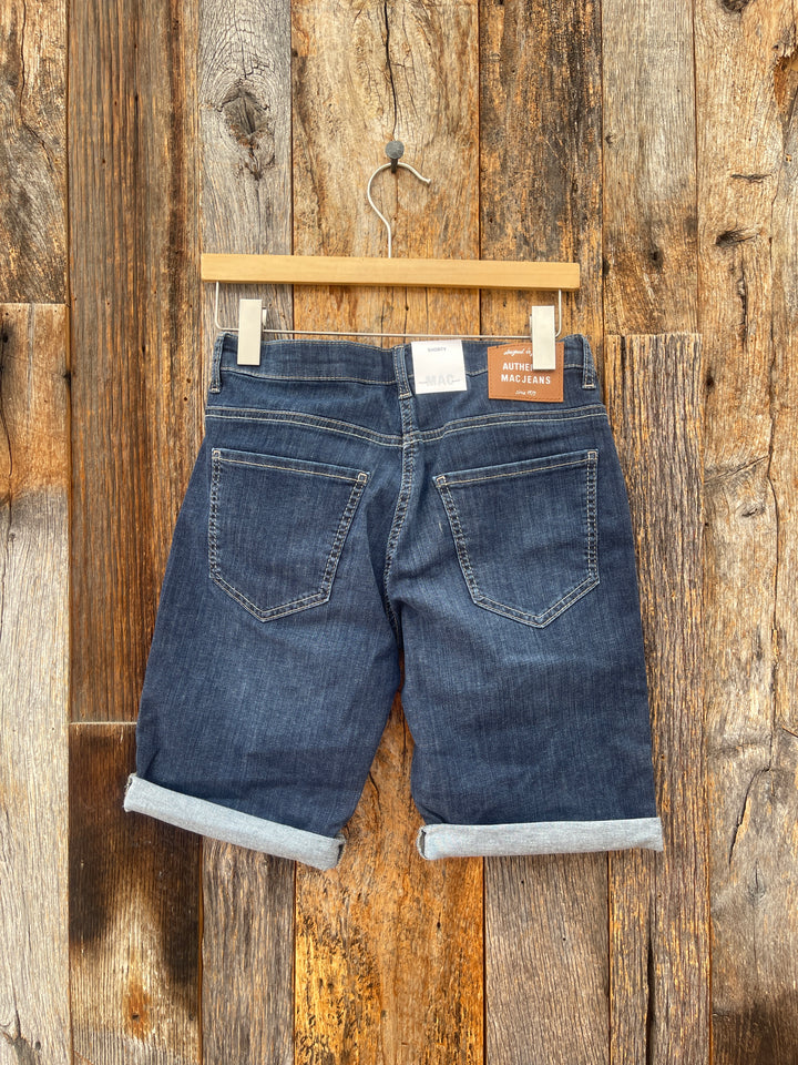 MAC Shorty Summer Clean