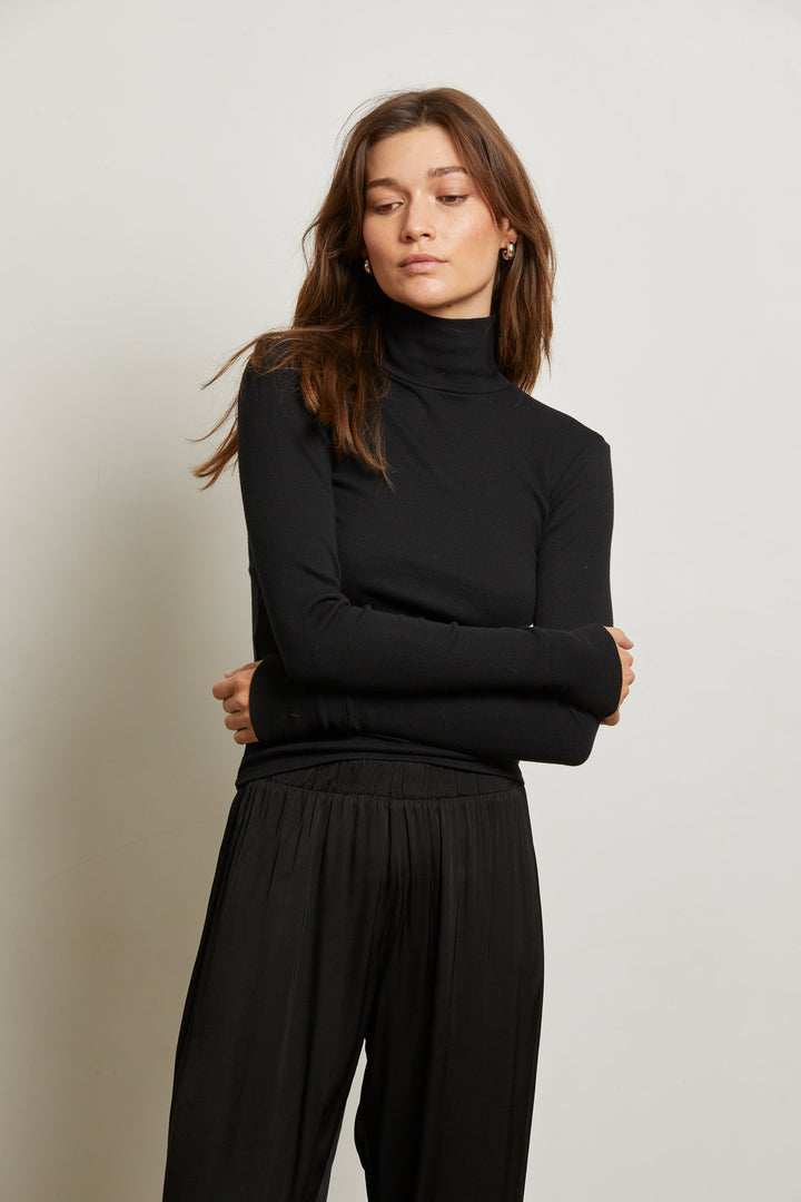 Perfect White Tee Luxe Rib Turtle Neck Black
