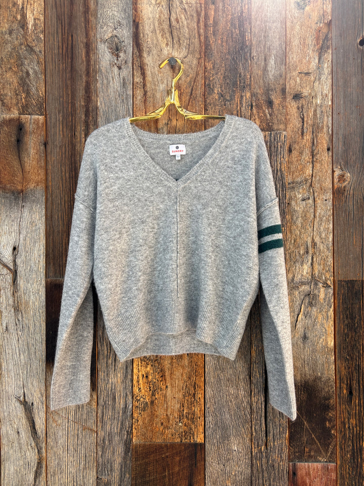 Sundry Lucky 7 V-Neck Intarsia Sweater Heather Grey