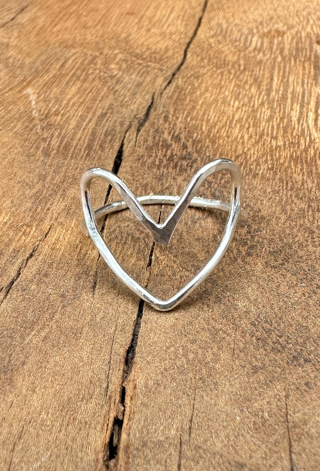 Elizabeth Nicole S/S Heart Ring R02