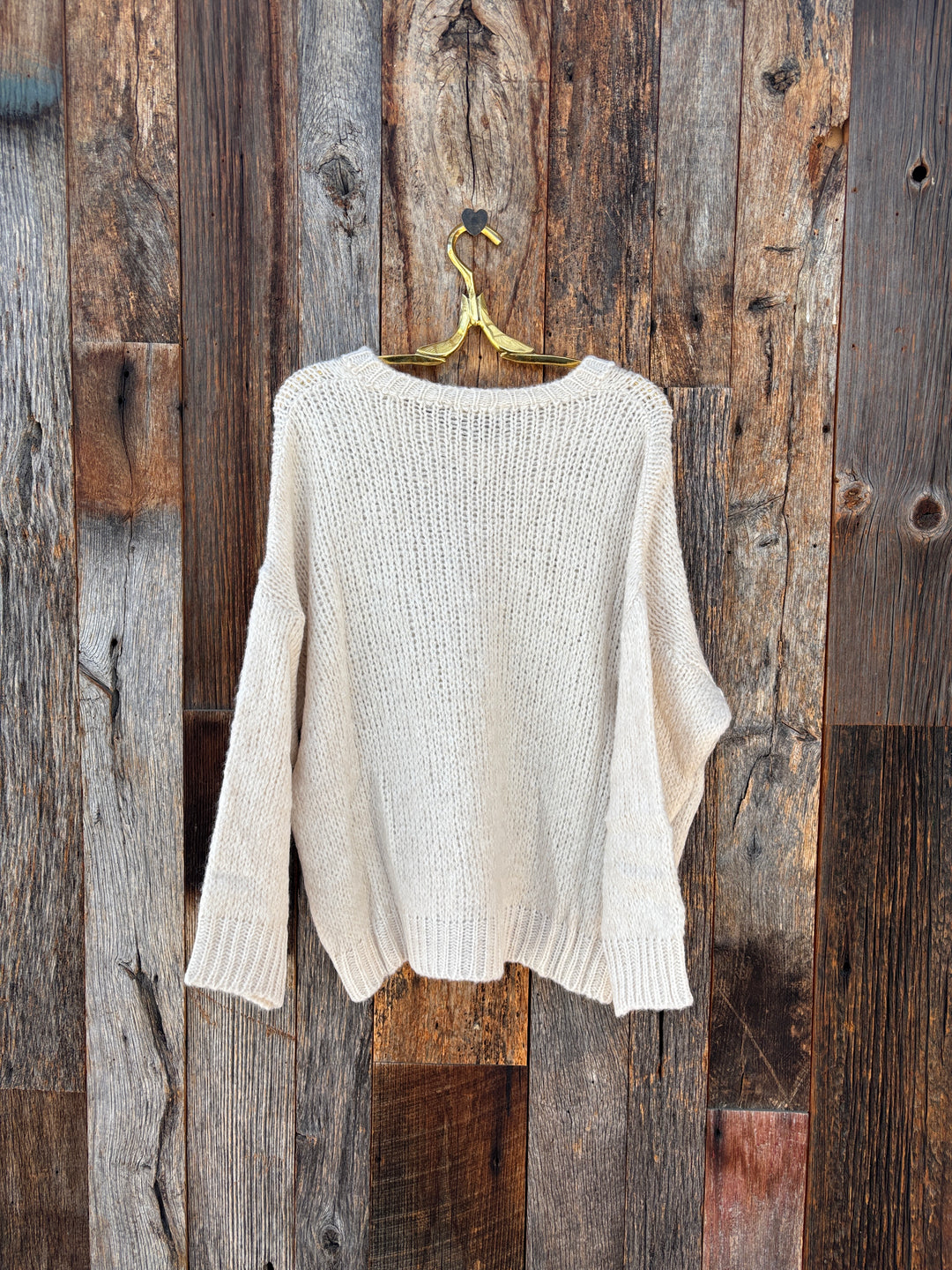 Milio Milano Fuzzy Knit L/S V-Neck Sweater Cream