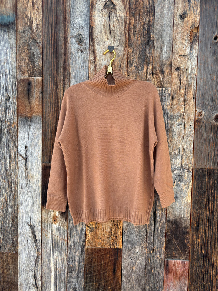 Milio Milano Turtleneck Sweater Camel