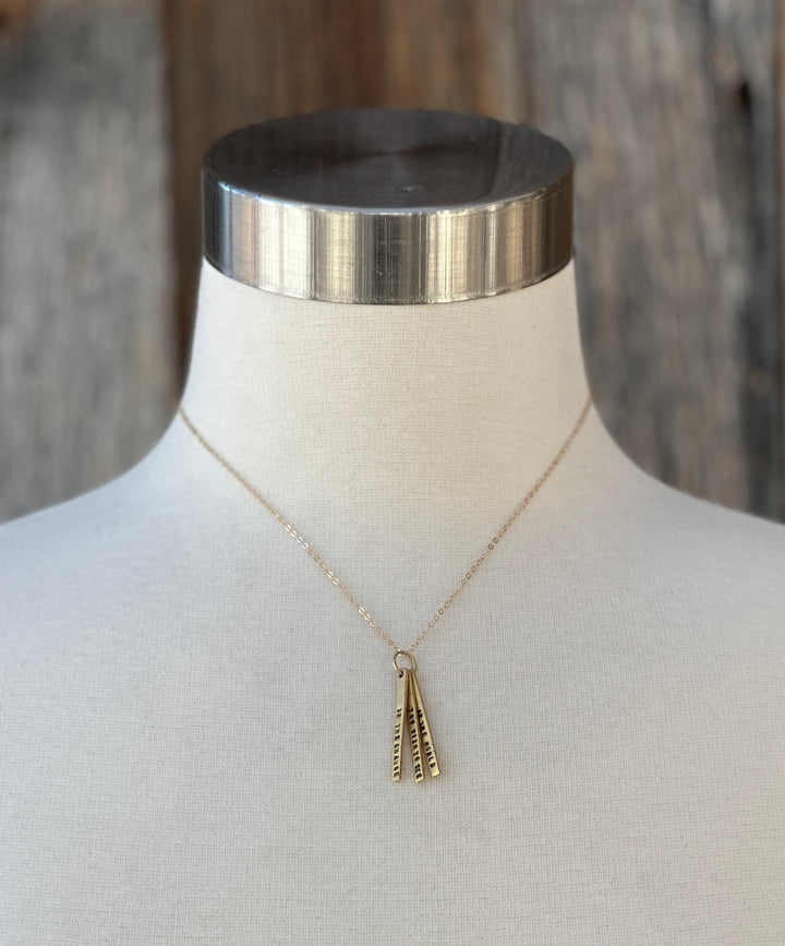 Chocolate & Steel Be The Change 16"-18" GV