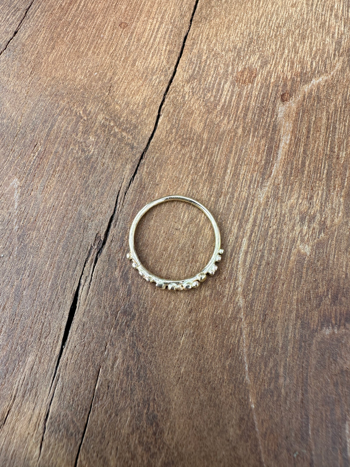 Robin M 14K Pebble Ring sz7