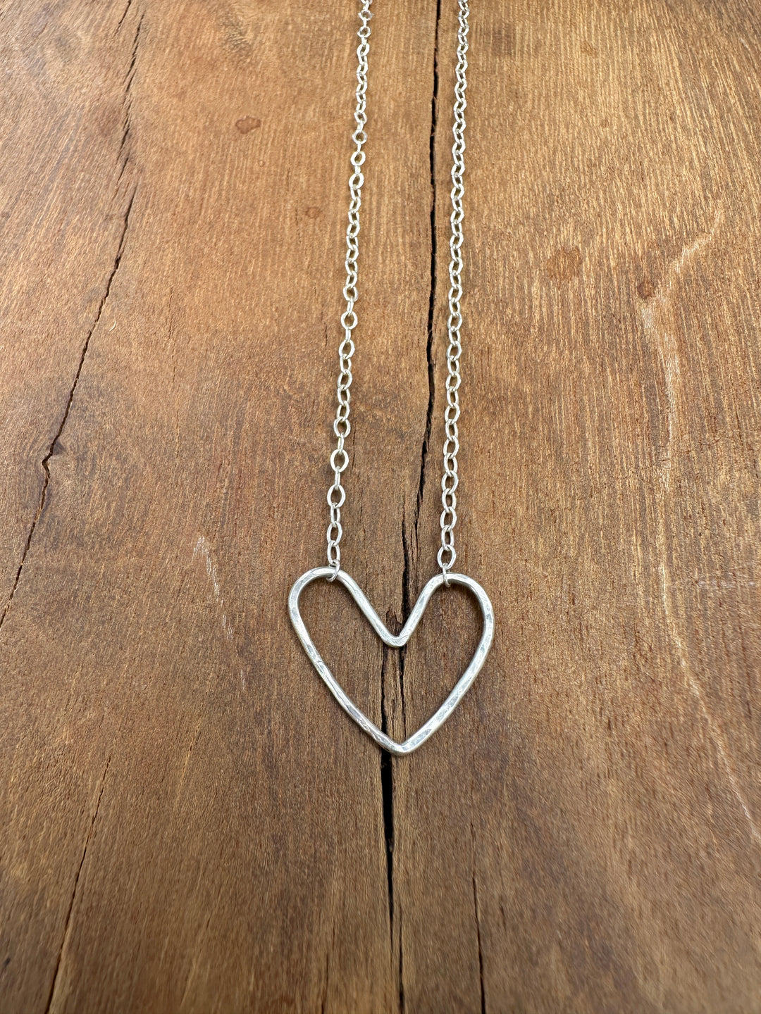 Elizabeth Nicole SS Heart/Chain N03 18"