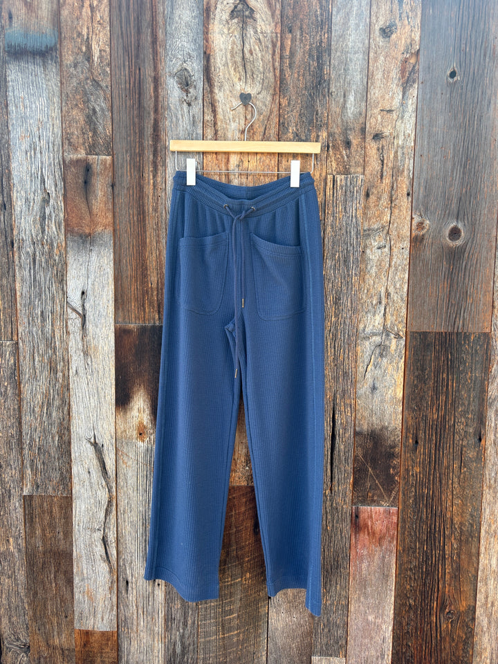 Lilla P Patch Pocket Straight Leg Pant Ink