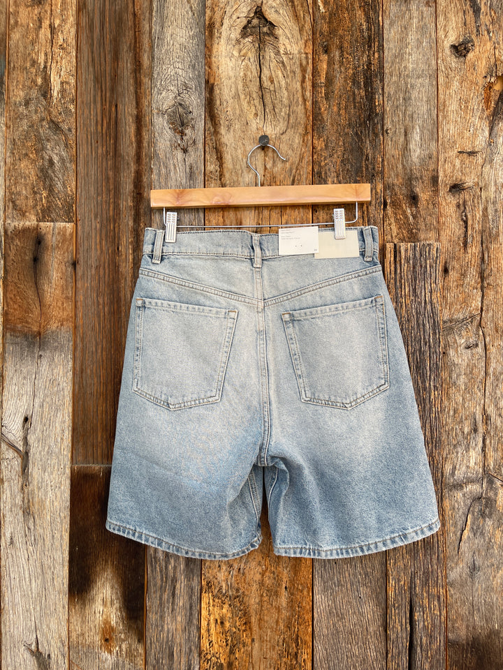 DL1961 Taylor Short: High Rise 7'